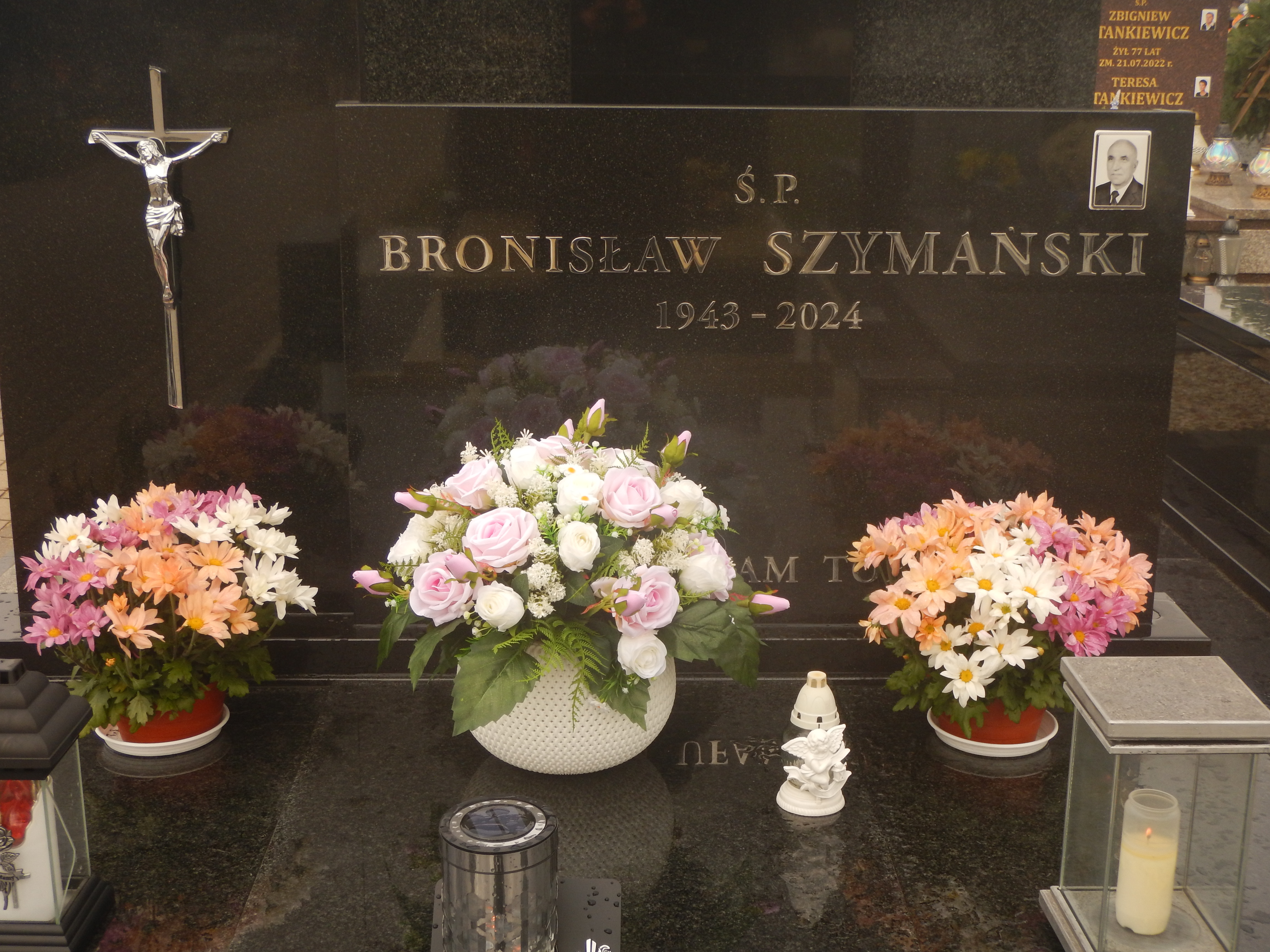 Grób Bronisław Szymański
